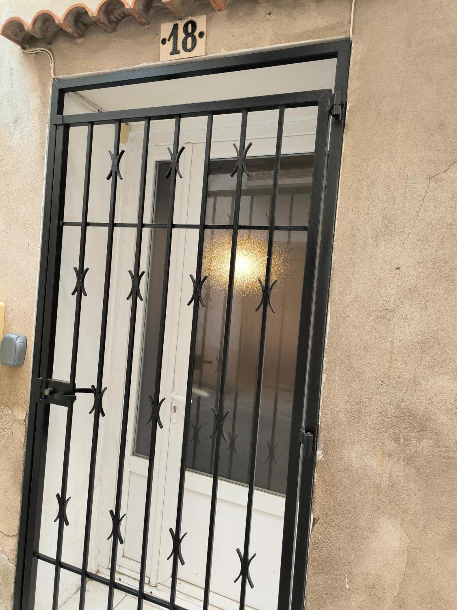 Maison Enchanteresse Au Coeur De Ville De Marseillan Exteriér fotografie